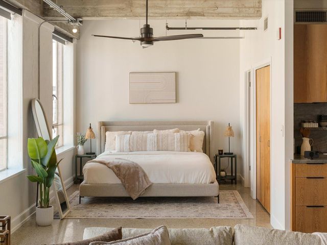 710 Colorado ST 8B, Austin, TX 78701