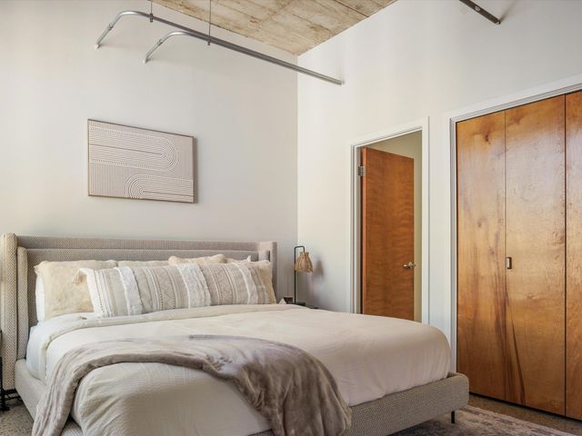 710 Colorado ST 8B, Austin, TX 78701