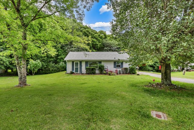 263 Edmondson Ferry Rd, Clarksville, TN 37040