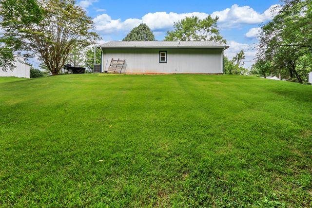 263 Edmondson Ferry Rd, Clarksville, TN 37040