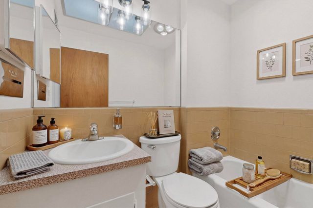 1513 Muriel Street NE, Albuquerque, NM 87112