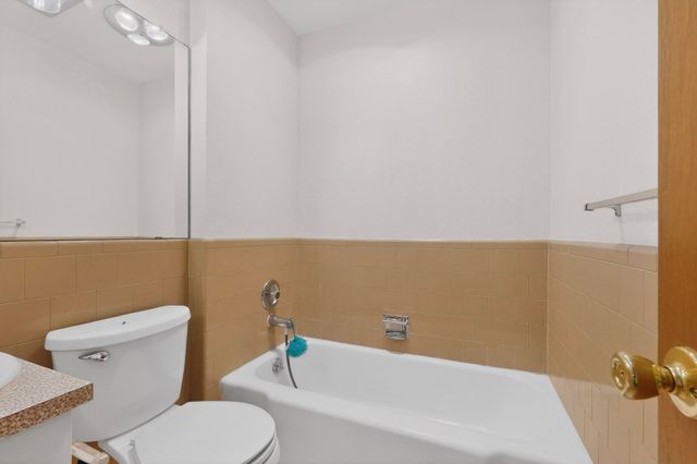 1513 Muriel Street NE, Albuquerque, NM 87112