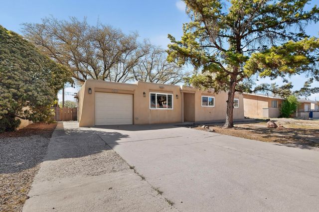 1513 Muriel Street NE, Albuquerque, NM 87112