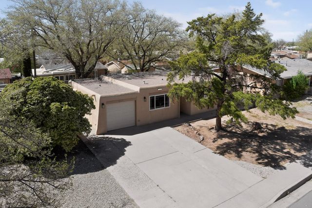 1513 Muriel Street NE, Albuquerque, NM 87112