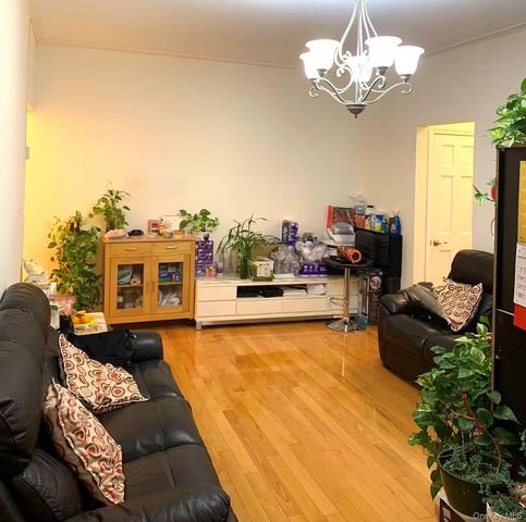 155-17 Sanford Avenue 6D, Flushing, NY 11355