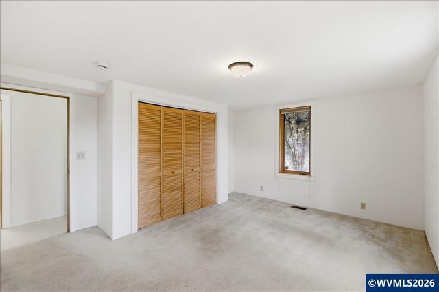 913 First Av E, Albany, OR 97321