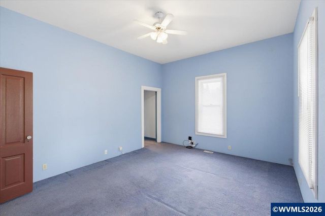 913 First Av E, Albany, OR 97321