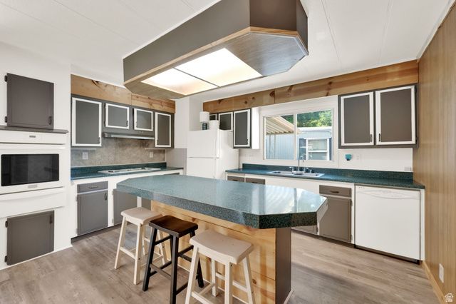 5075 ESCONDIDO, Holladay, UT 84117