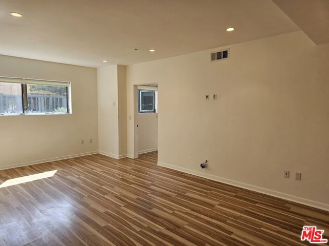 1617 Broadway D, Santa Monica, CA 90404