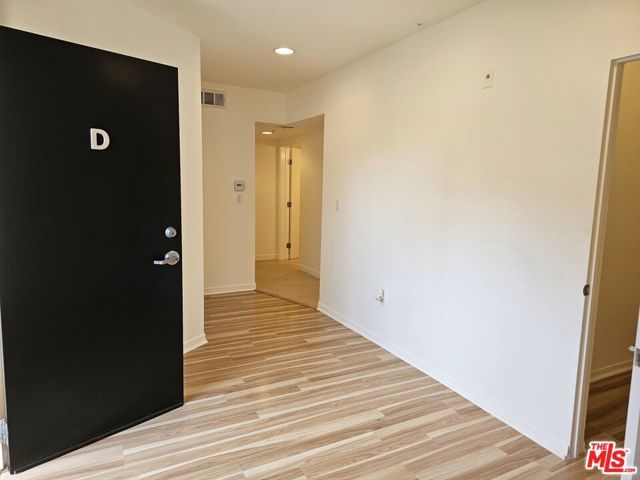 1617 Broadway D, Santa Monica, CA 90404