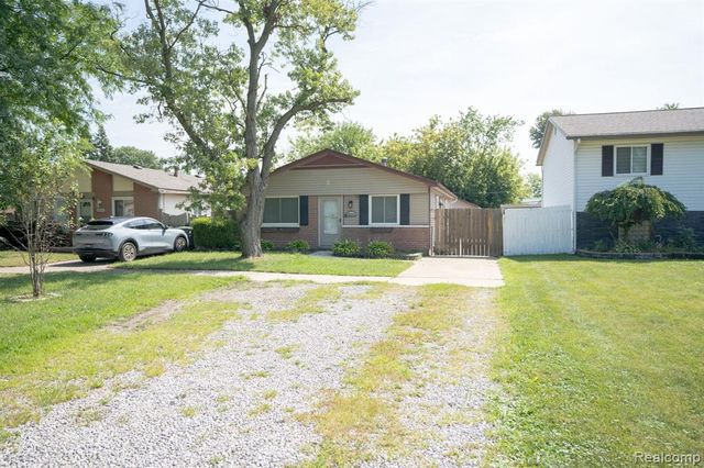 20365 Empire Street, Taylor, MI 48180