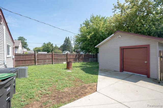 20365 Empire Street, Taylor, MI 48180