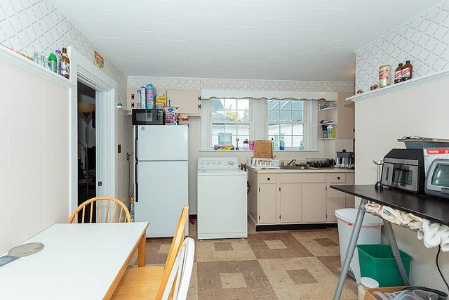 72 College Ave, Medford, MA 02155