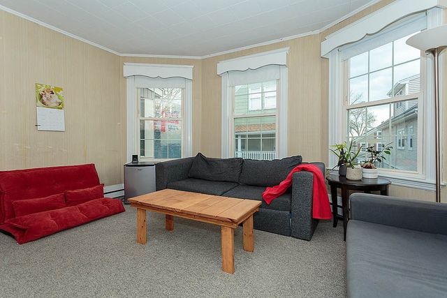 72 College Ave, Medford, MA 02155