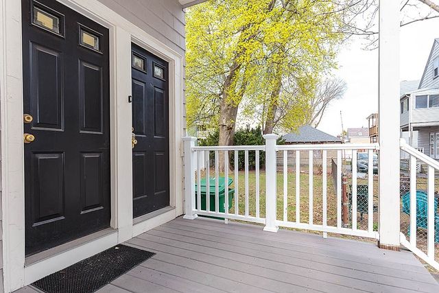 72 College Ave, Medford, MA 02155