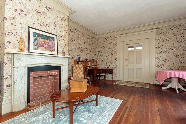 72 College Ave, Medford, MA 02155