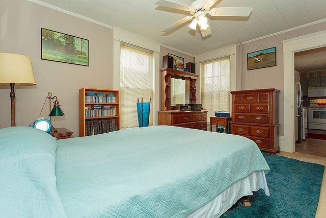 72 College Ave, Medford, MA 02155