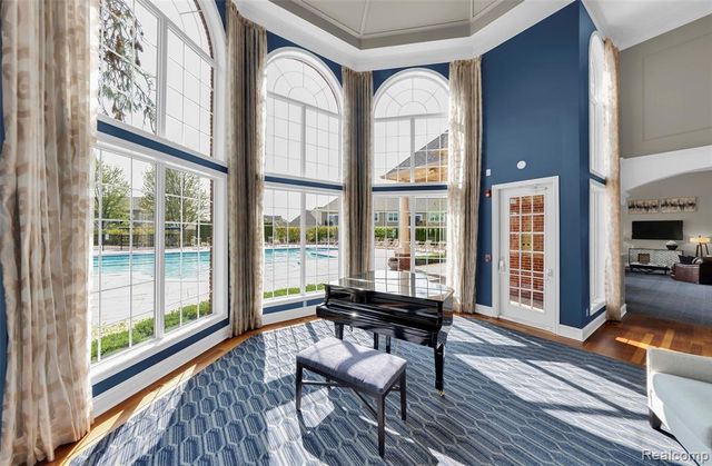 1584 Commodore Circle, Canton, MI 48187