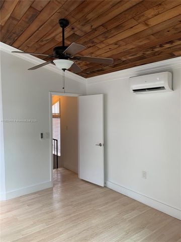 310 SW 34th Ave, Miami, FL 33135