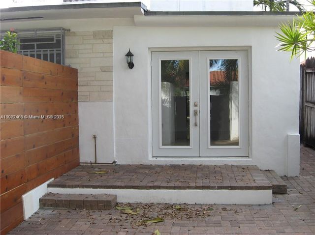 310 SW 34th Ave, Miami, FL 33135