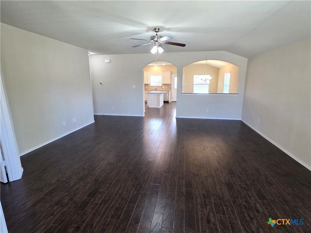 1203 Iron Glen Drive, Temple, TX 76502