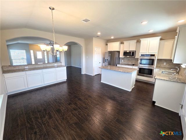 1203 Iron Glen Drive, Temple, TX 76502