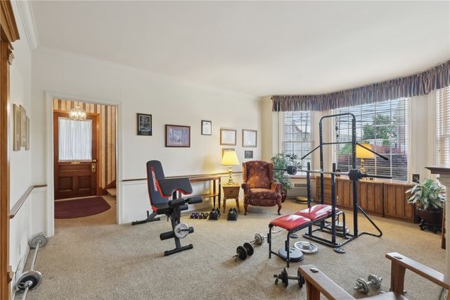 134 4th St, Ellwood City, PA 16117