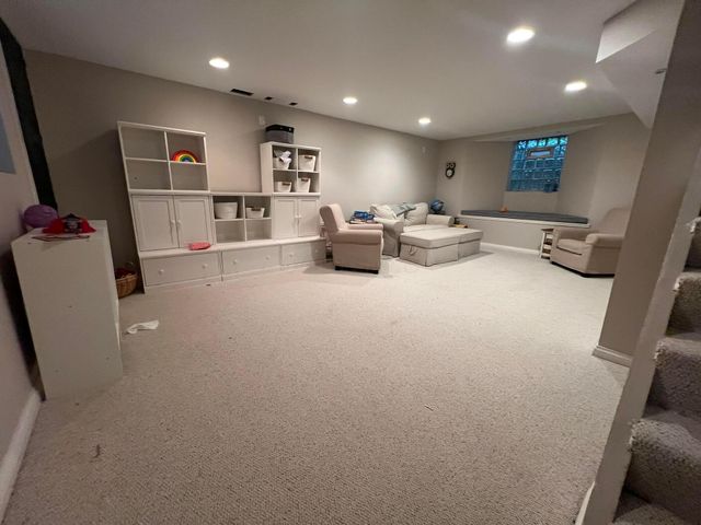 2605 Kent Road, Columbus, OH 43221