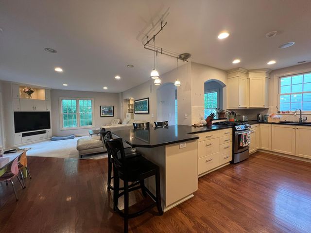 2605 Kent Road, Columbus, OH 43221