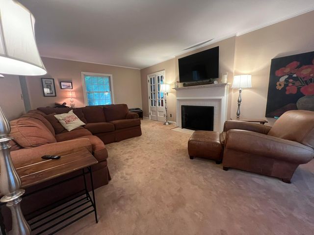 2605 Kent Road, Columbus, OH 43221