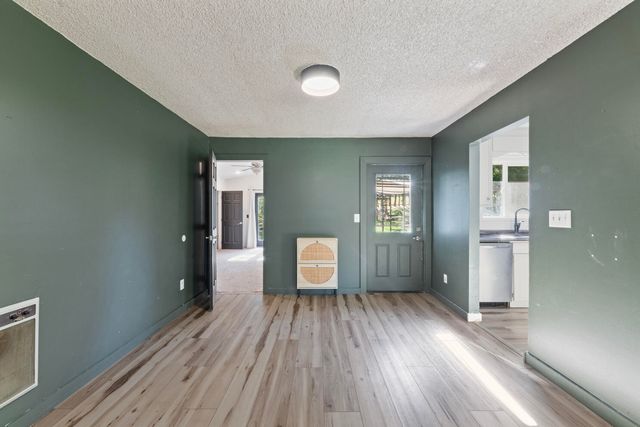 1033 Plumtree Lane, Grants Pass, OR 97526