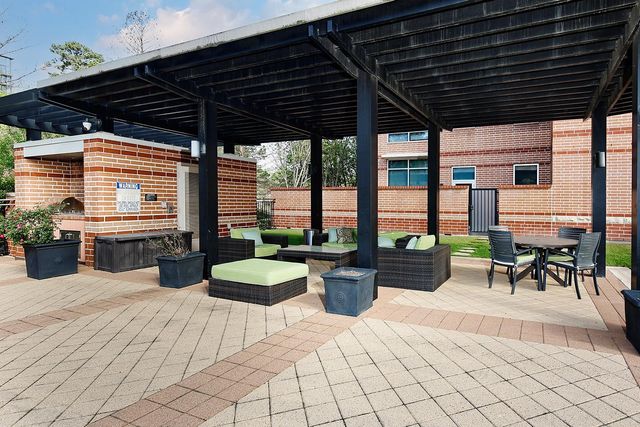 3 Waterway Court 5C, The Woodlands, TX 77380