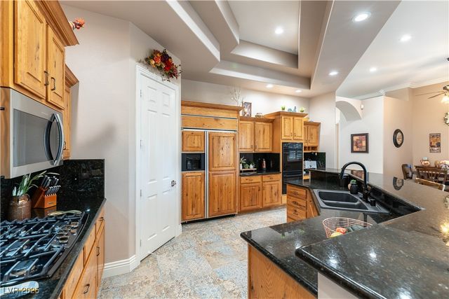 8925 SILENT BROOK Court, Las Vegas, NV 89149