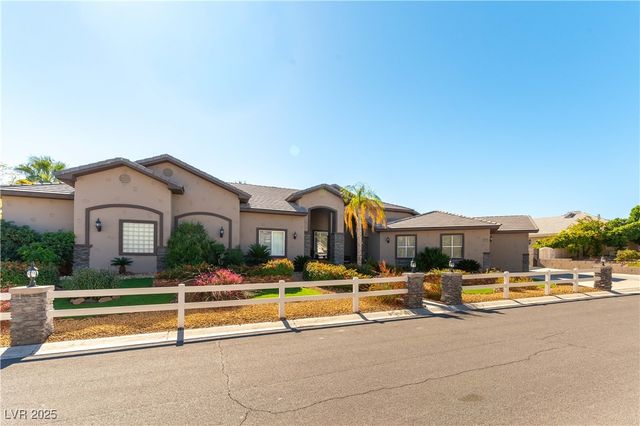 8925 SILENT BROOK Court, Las Vegas, NV 89149