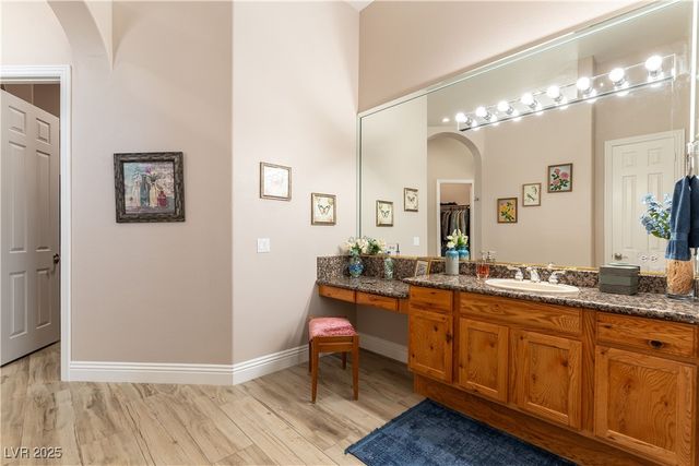 8925 SILENT BROOK Court, Las Vegas, NV 89149