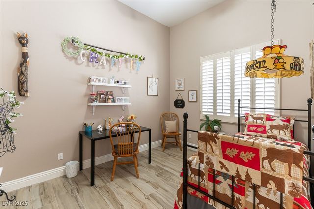 8925 SILENT BROOK Court, Las Vegas, NV 89149