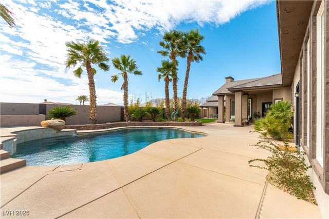 8925 SILENT BROOK Court, Las Vegas, NV 89149