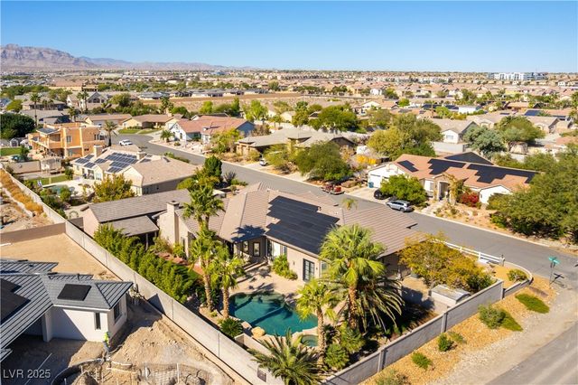 8925 SILENT BROOK Court, Las Vegas, NV 89149