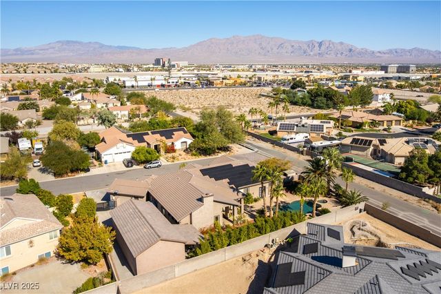 8925 SILENT BROOK Court, Las Vegas, NV 89149