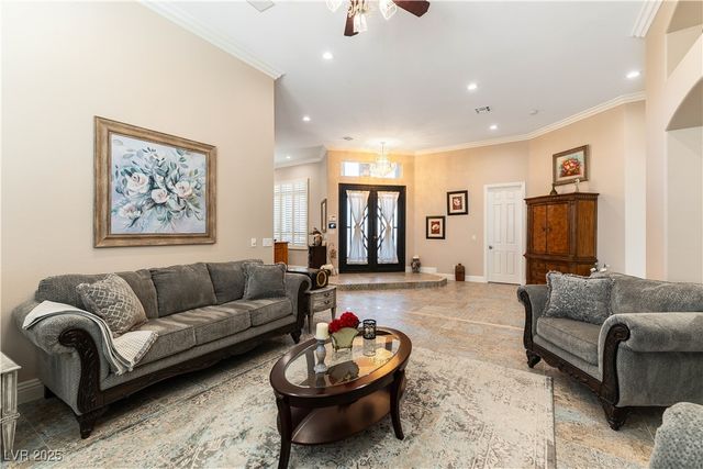 8925 SILENT BROOK Court, Las Vegas, NV 89149