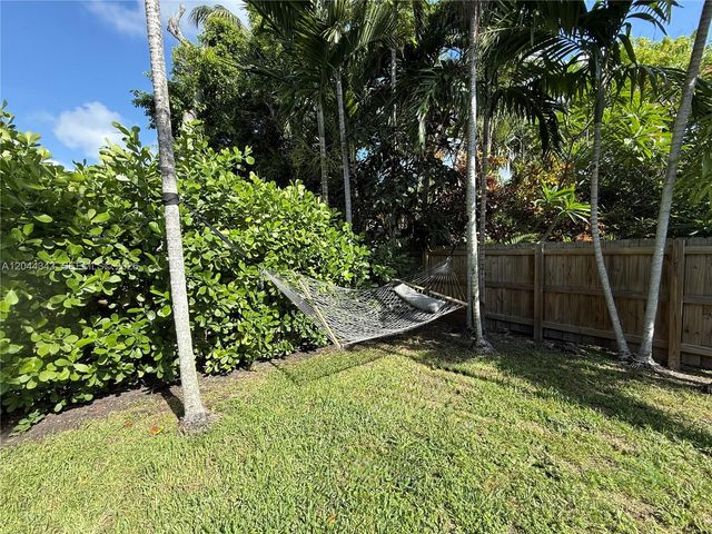 9008 Emerson Avenue, Surfside, FL 33154