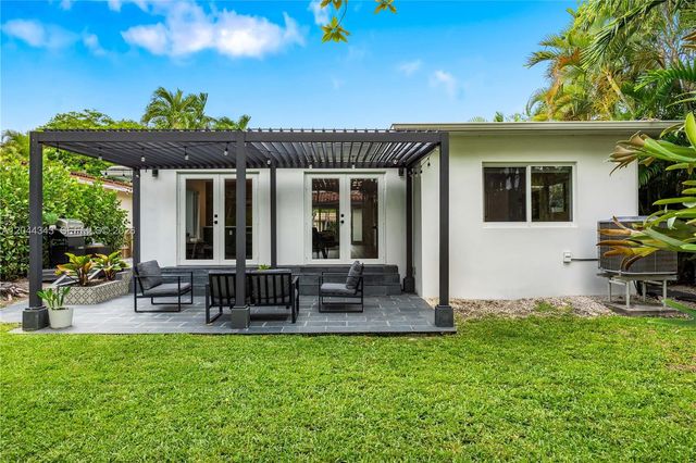 9008 Emerson Avenue, Surfside, FL 33154