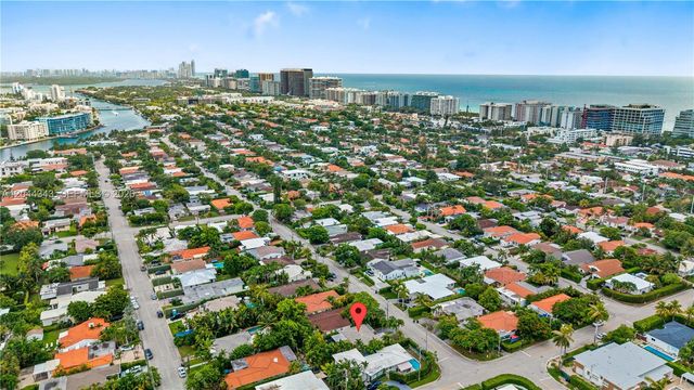 9008 Emerson Avenue, Surfside, FL 33154