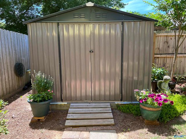 988 Tracey Lane, Decatur, AL 35601