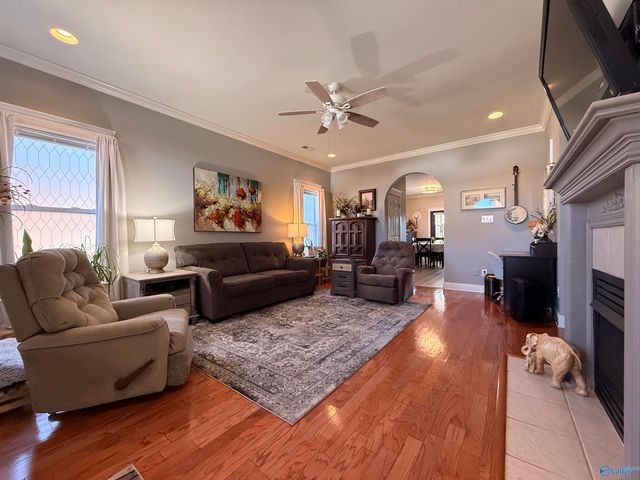 988 Tracey Lane, Decatur, AL 35601