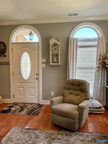 988 Tracey Lane, Decatur, AL 35601