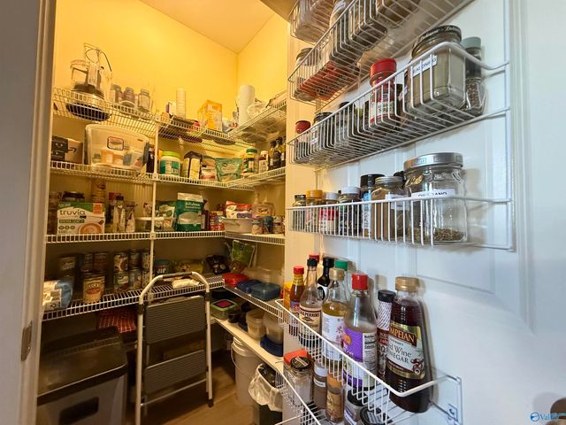 988 Tracey Lane, Decatur, AL 35601