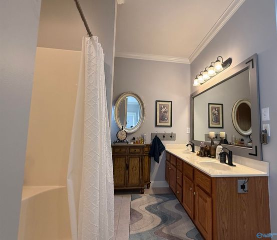 988 Tracey Lane, Decatur, AL 35601