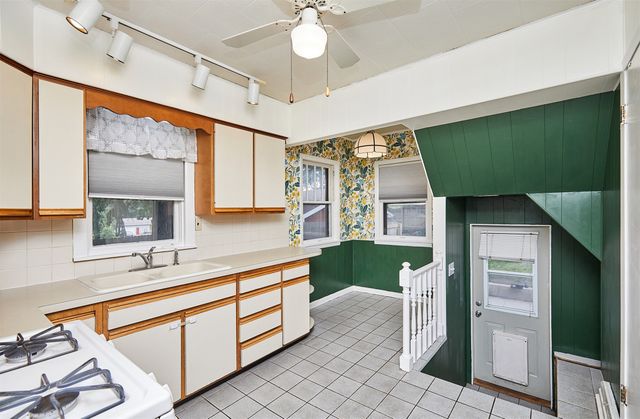 320 N 2nd Street, Carlisle, IA 50047