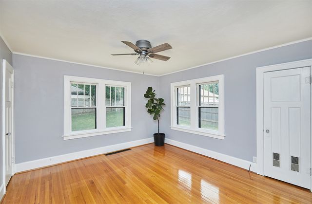 320 N 2nd Street, Carlisle, IA 50047